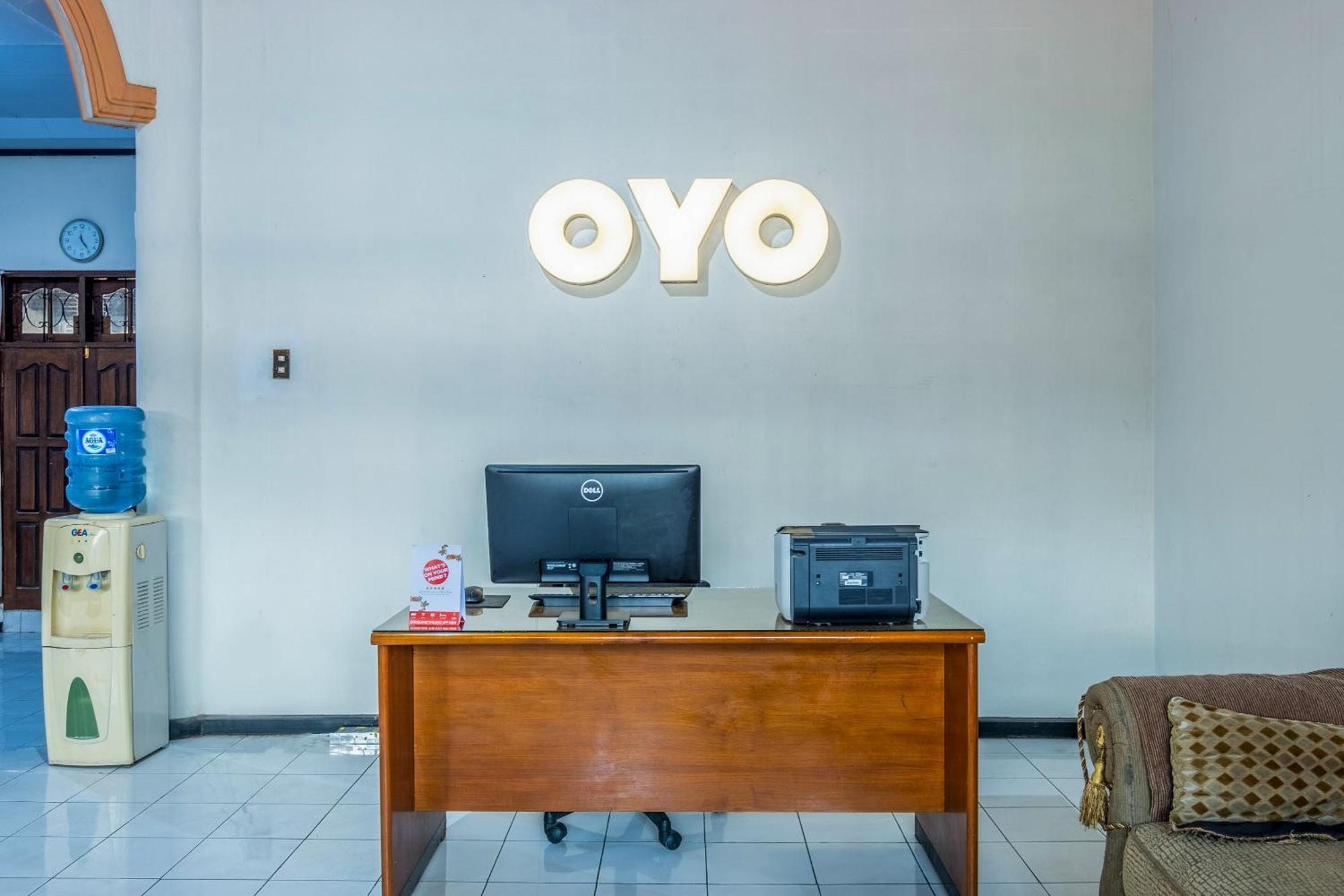 Oyo1032拉哈玉伊斯兰公寓 井里汶 外观 照片